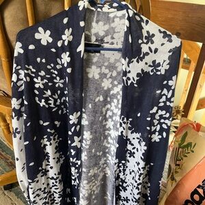 Beautiful lightweight investment ll lightweight sweater, mid-length sleeves